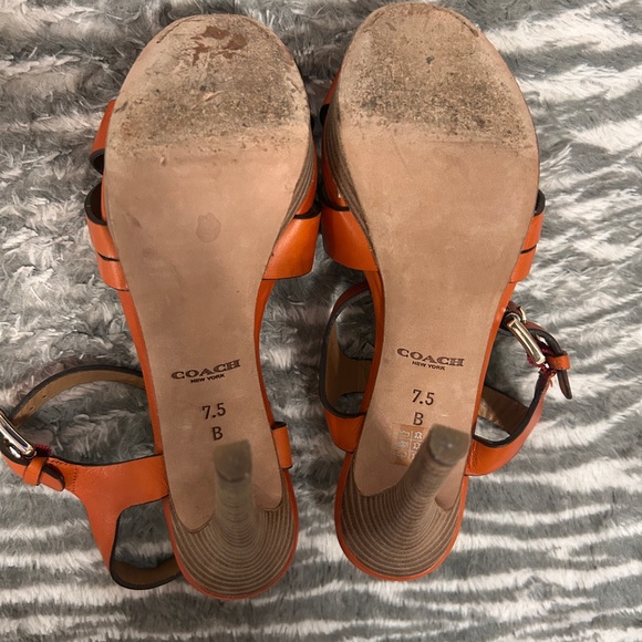 Coach heels leather size 7.5 papaya color open toe - Picture 2 of 13